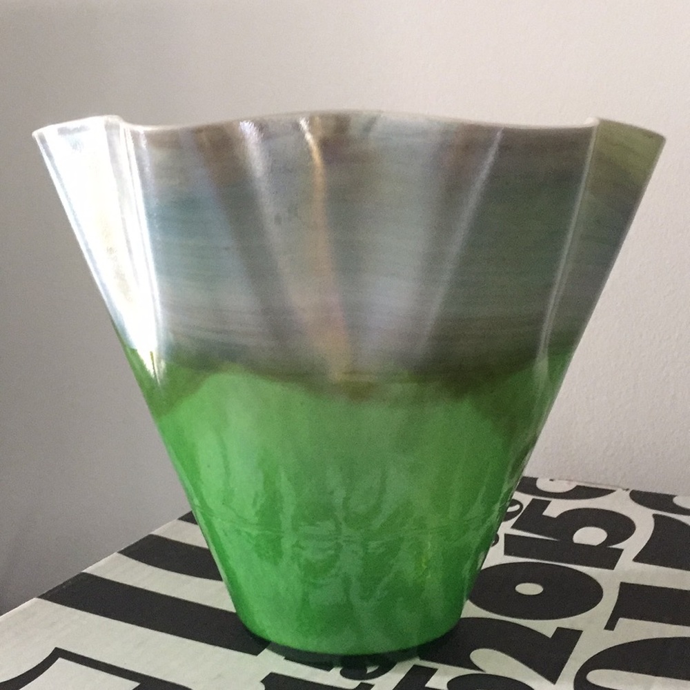 Crate&Barrel Murano Glass Vase 🏺